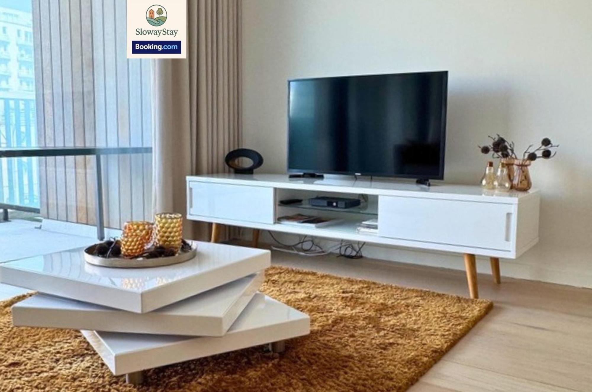Elegant One Bedroom Apartment With Sea Views & Pool By Slowaystay Serviced Accommodation & Short Lets Oostende Esterno foto
